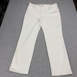 Chicos Fabulously Slimming Straight Leg Pants 4-Way Stretch Size 2 Short 12